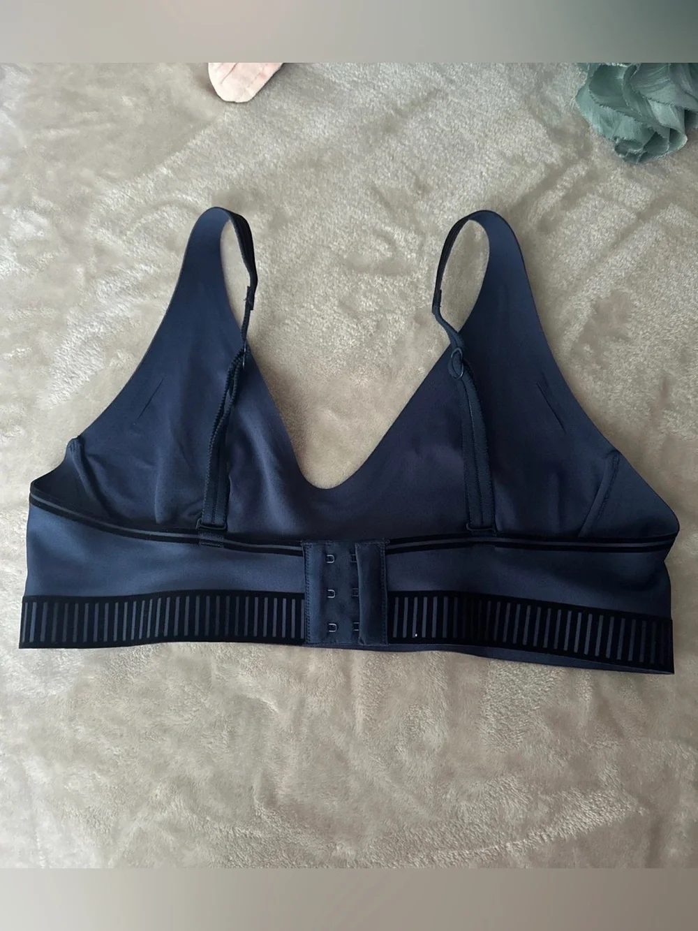 ALO Yoga excellent worn